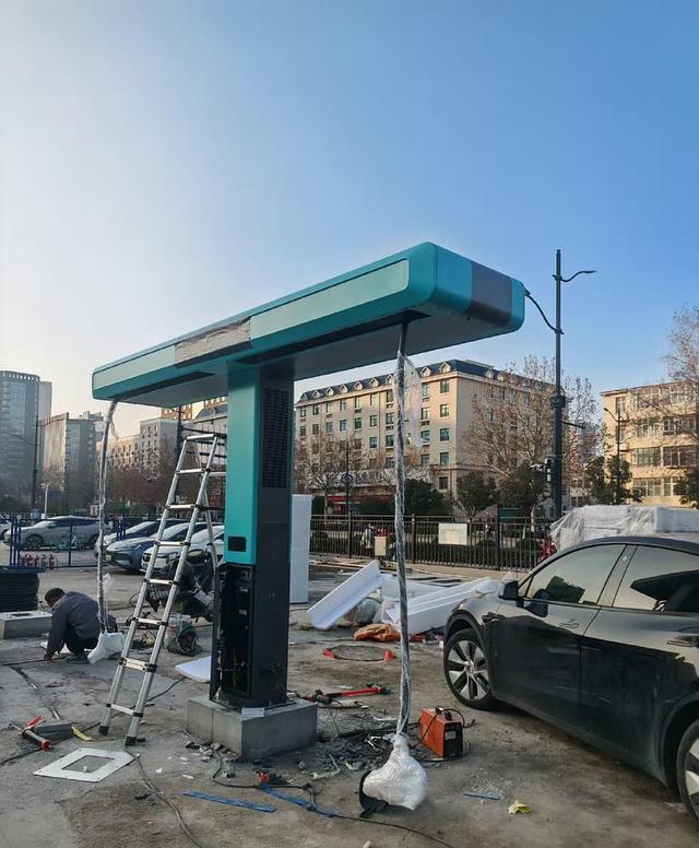 蔚来充换电网络突破9000座，充电桩管理系统助力智慧充电生态
